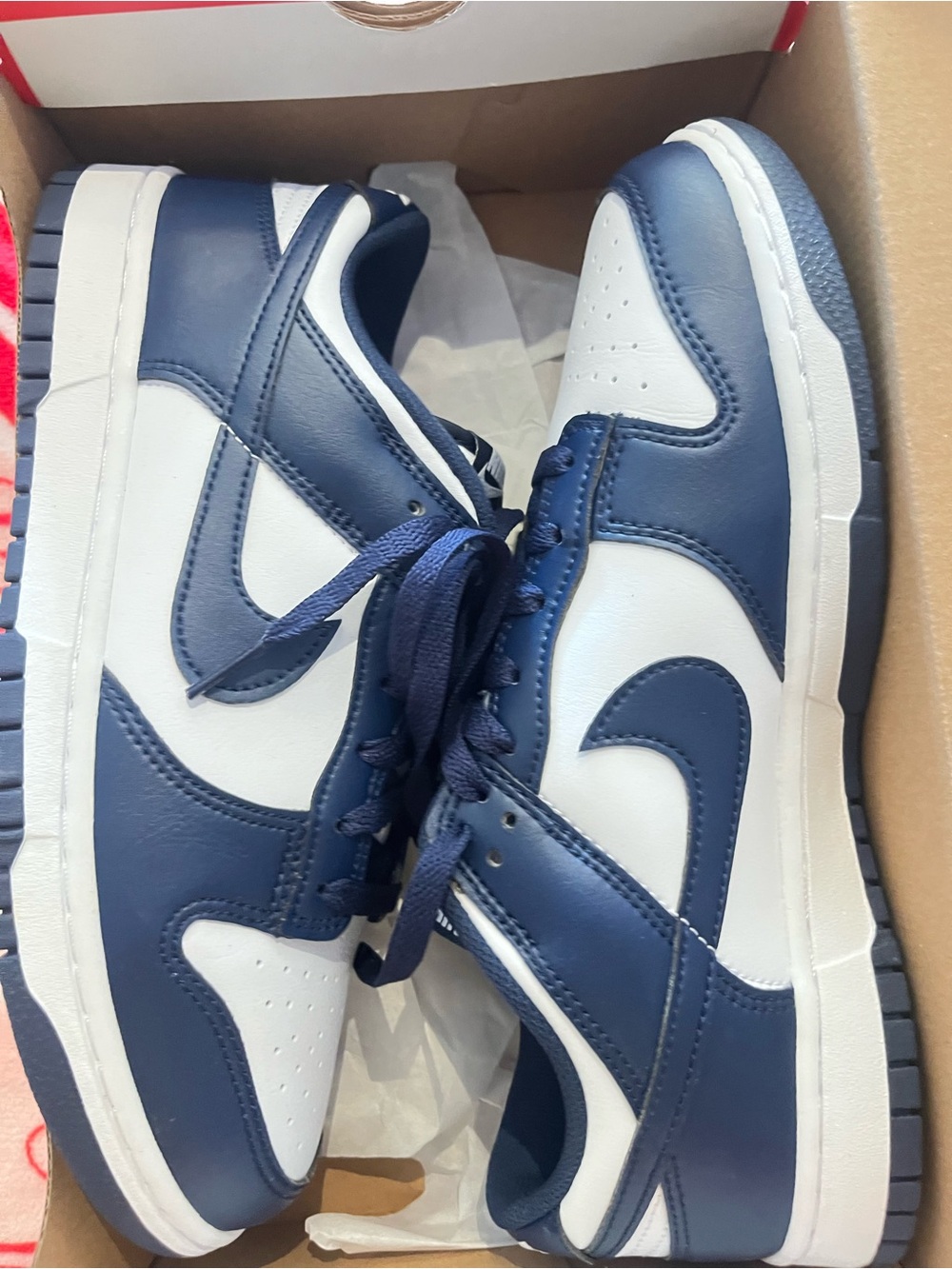NEW Nike Dallas cowboys Men’s Low-Top Sneakers in Navy and White size 9